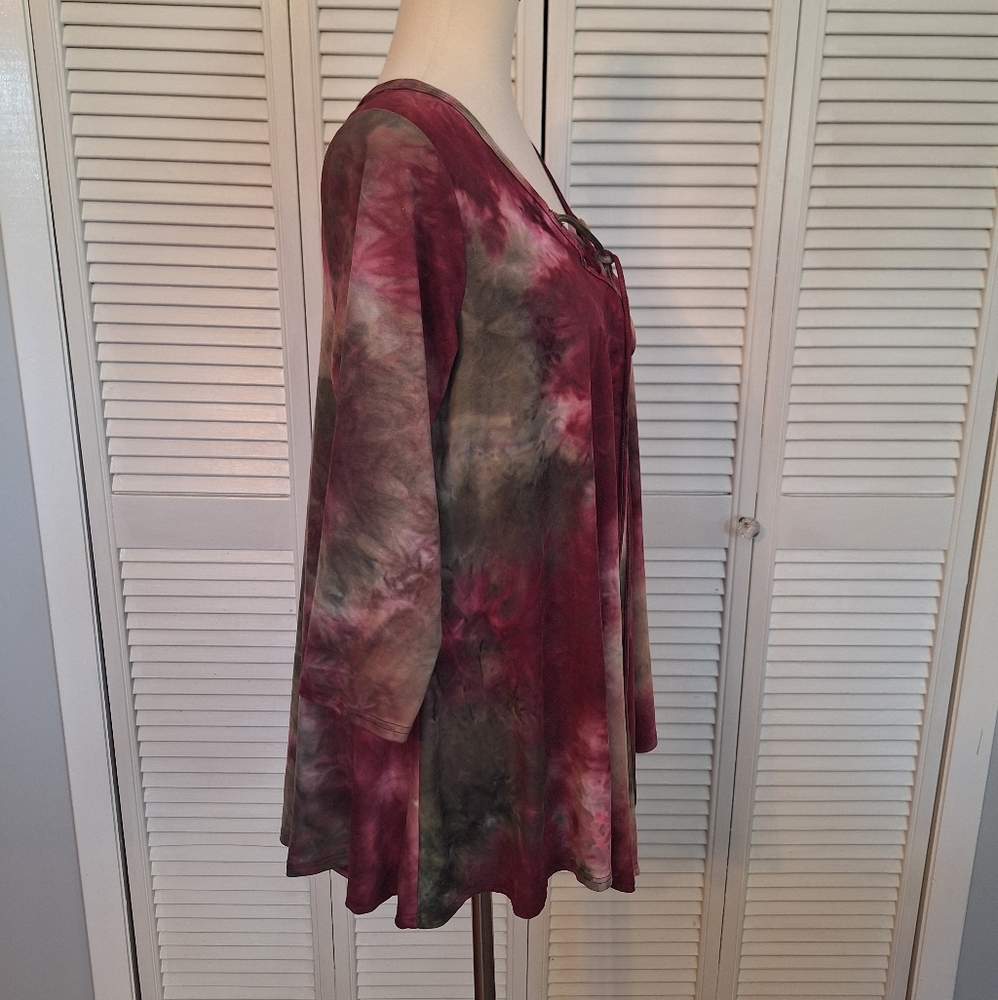 C'est La Vie Elegant Tie-Dye V-Neck Women's Top Blouse LG *D3 - Picture 3 of 4